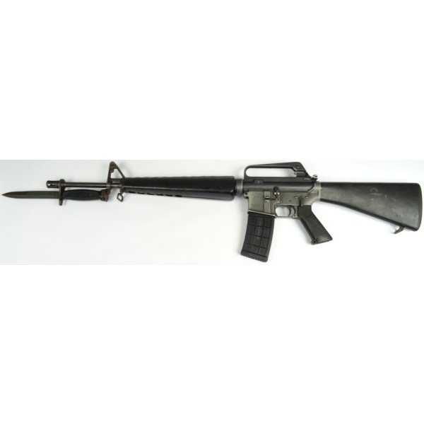 Karabin M16A1 kal. 5,56x45/.223Rem COLT SEMI